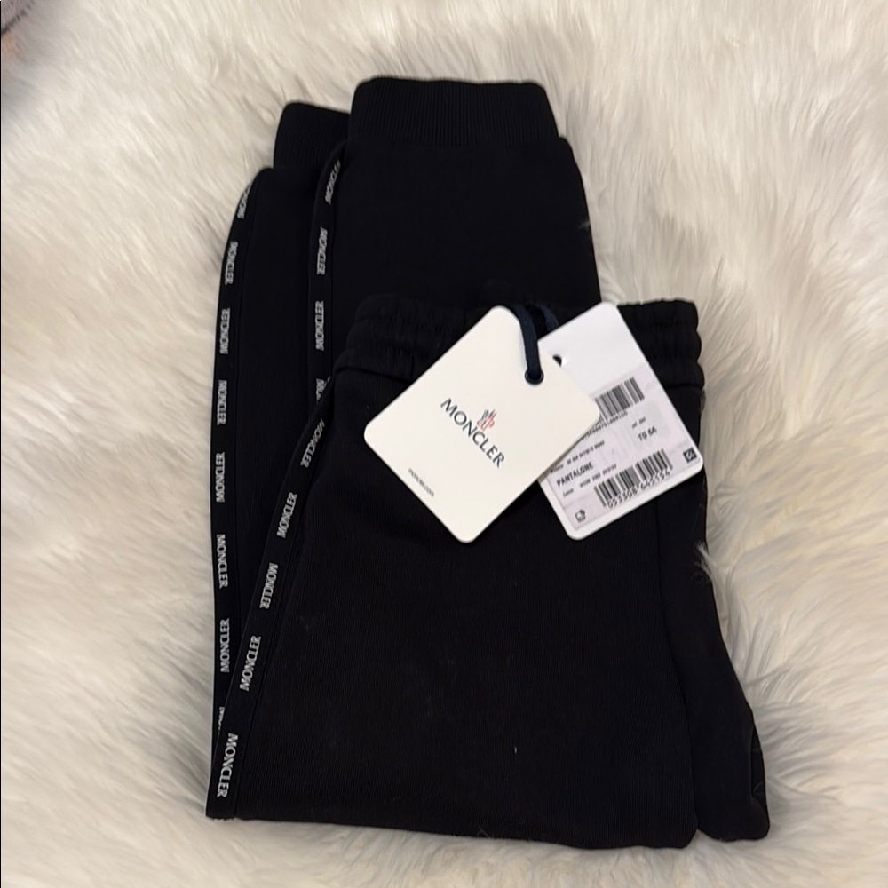 Moncler Black Sweatpants Sleek and Versatile size 6 kids brand new with tag